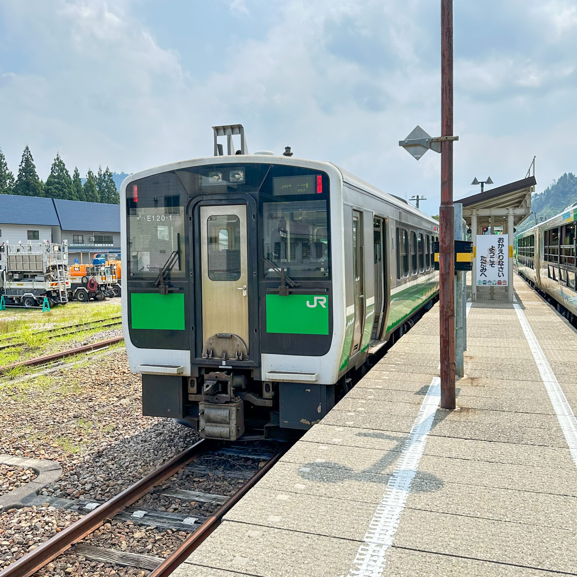 只見線普通列車只見駅にて