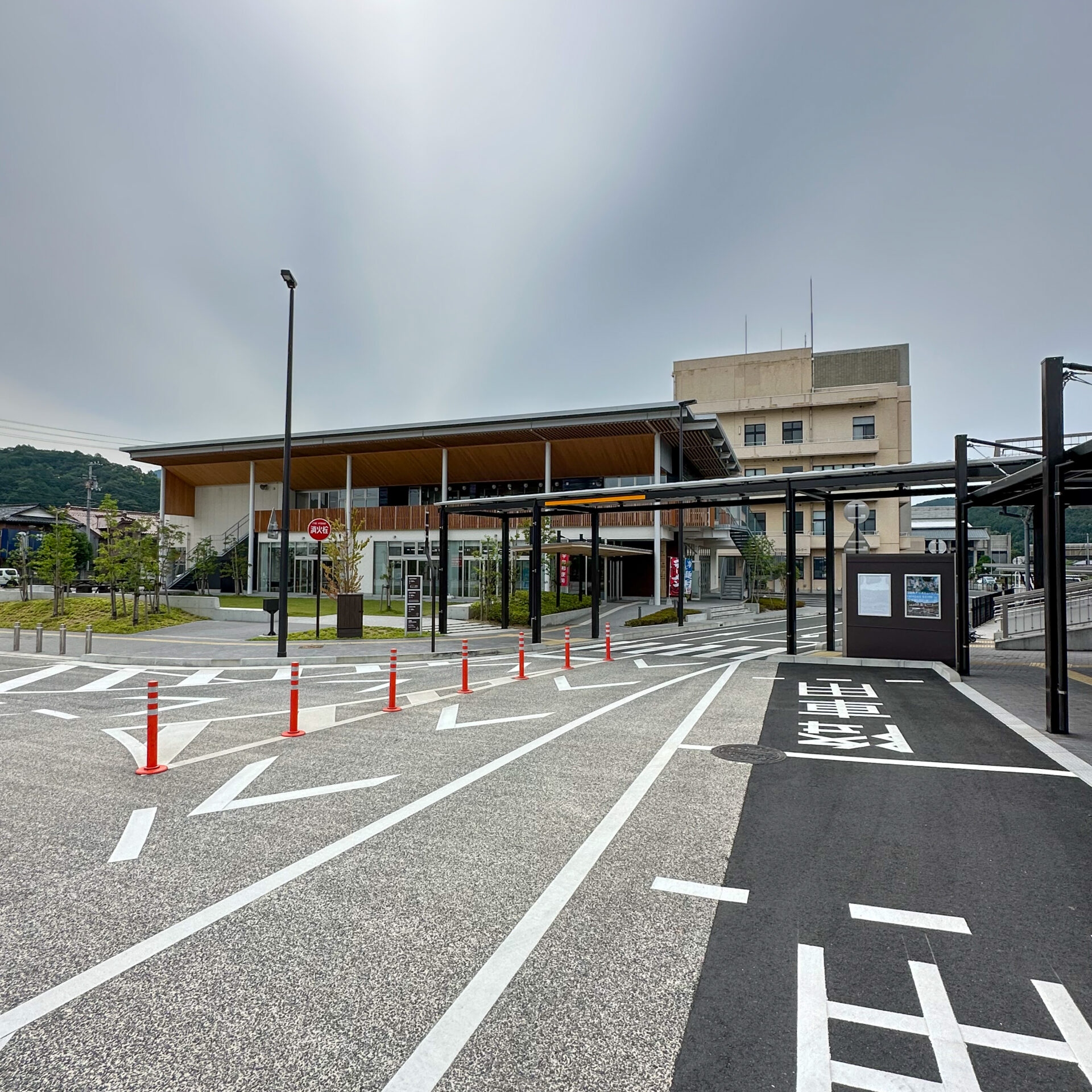 卯之町駅ロータリー
