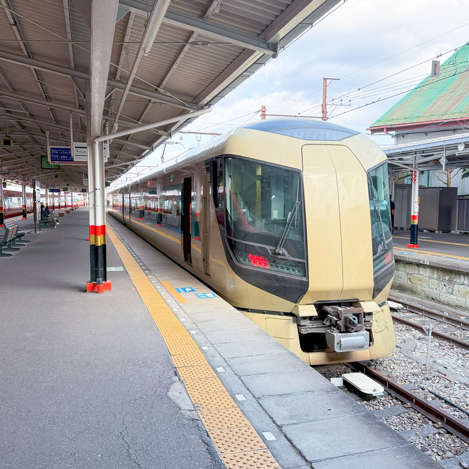 リバティけごん号東武日光駅にて