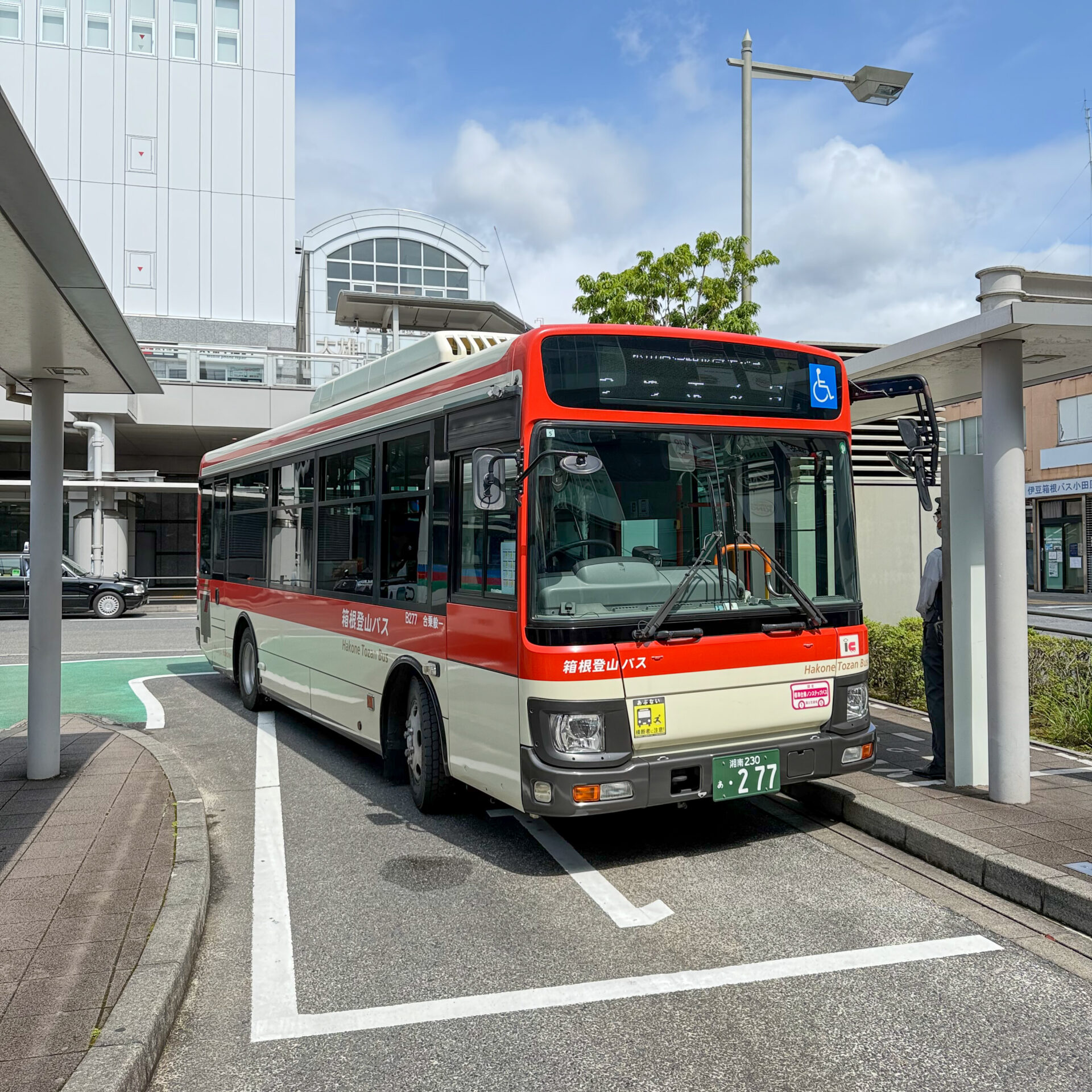 小田原市観光路線バスうめまる号